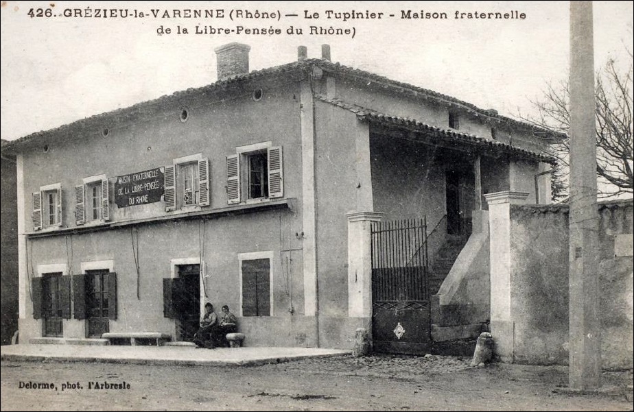 LA MAISON DES TUPINIERS